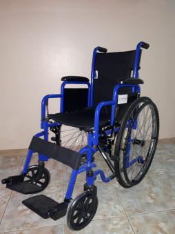 наличие детского кресла  для доставки ребенка - инвалида